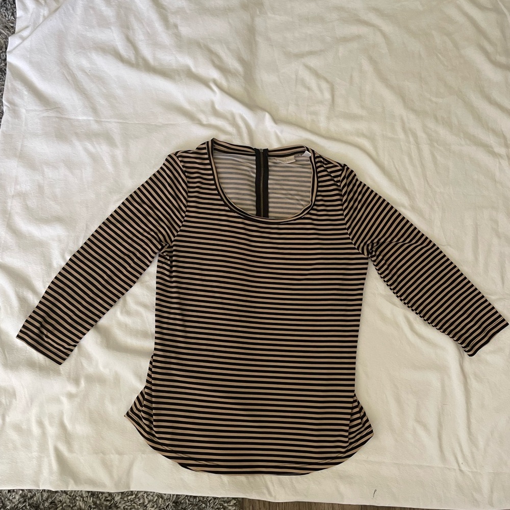 Chicos scoop neck women’s small half sleeves half back zipper gold - Picture 1 of 4